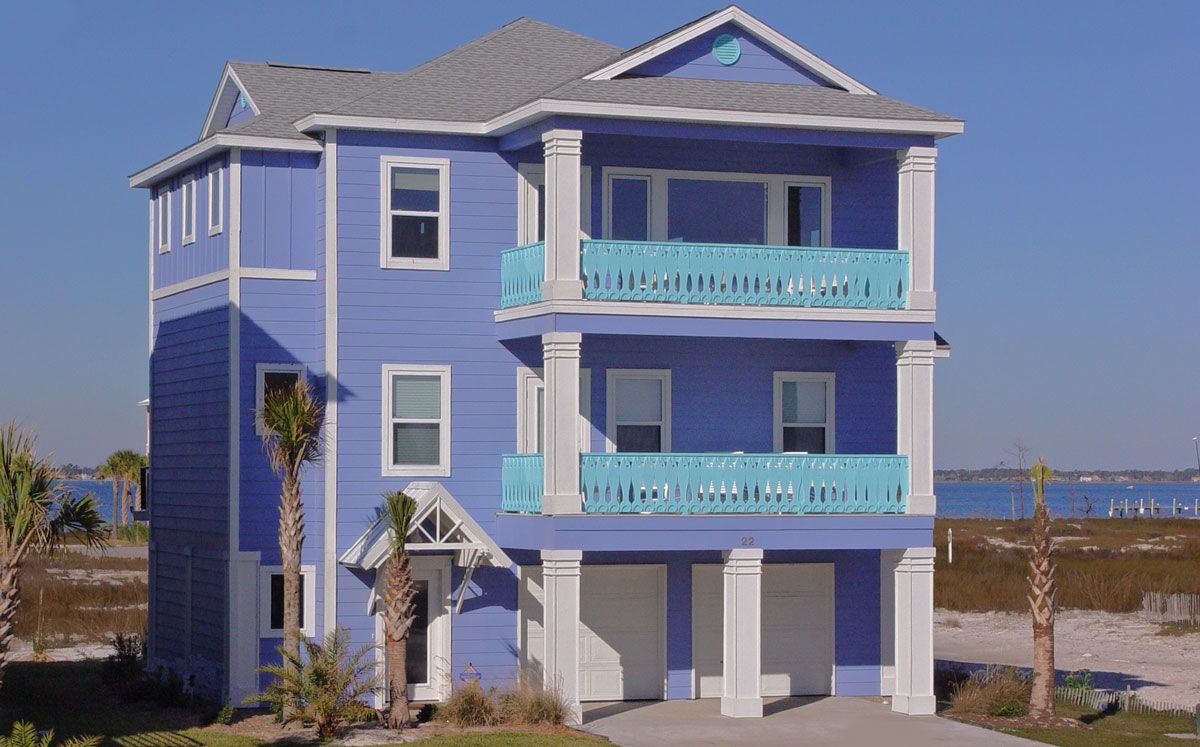 Wittke residence in Pensacola Beach by Acorn Fine Homes