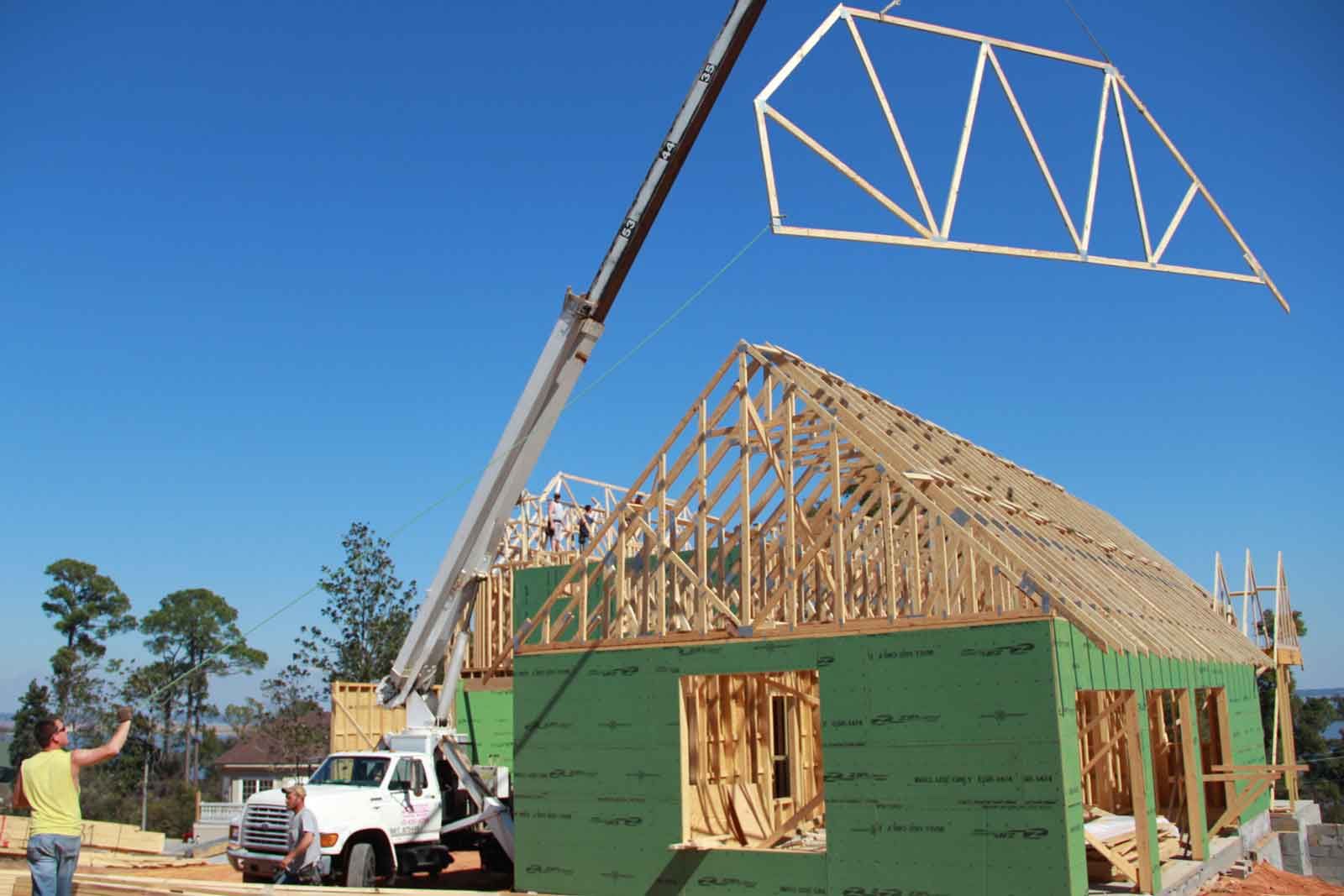 rigging roof trusses